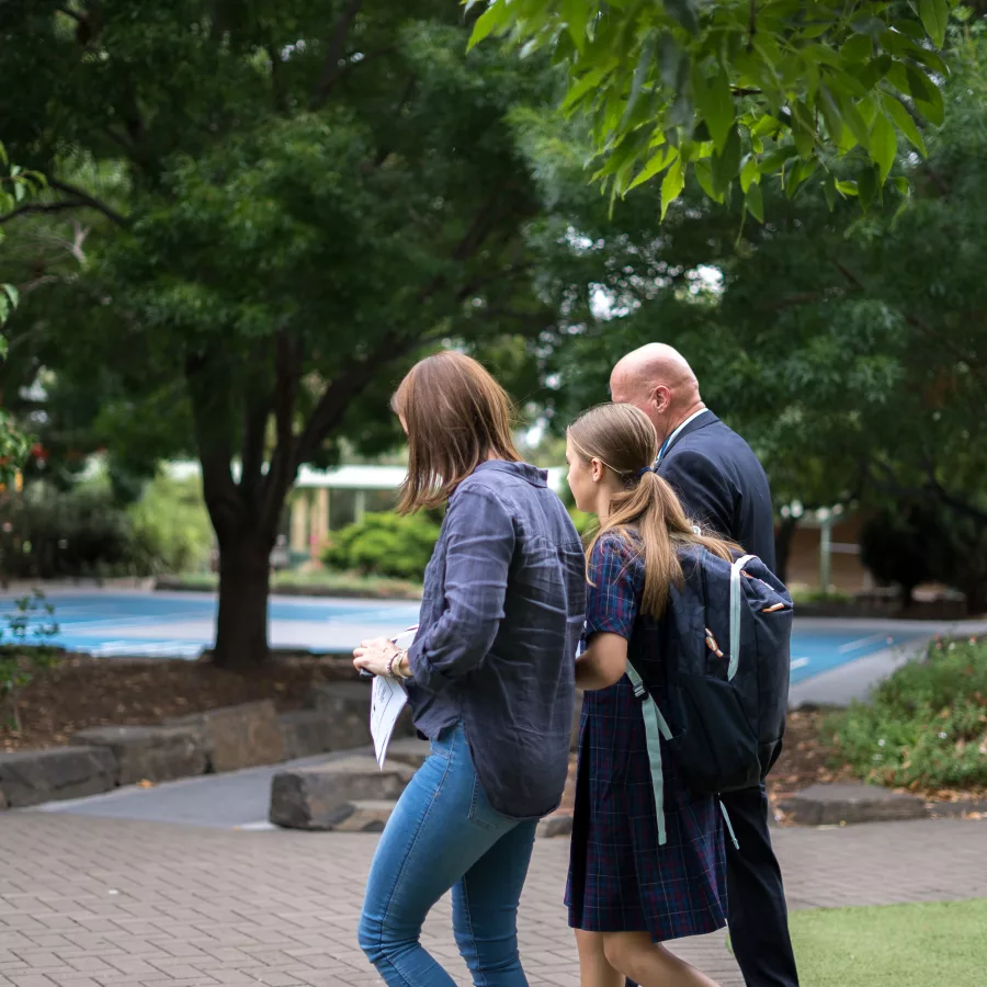 2023 Welcome to New Trinity College Students 05